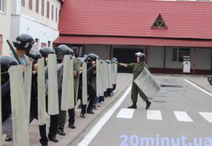 патруль-заворушення