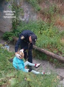 дівчинка
