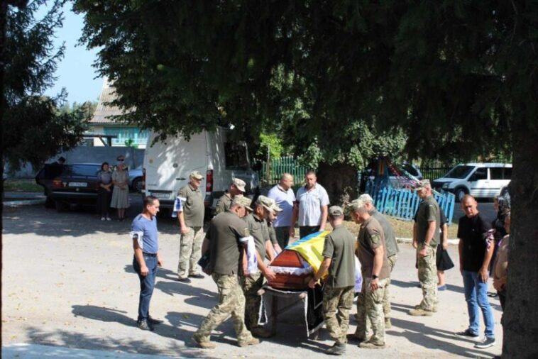 На Кременеччині попрощалися із командиром Миколою Собком