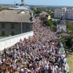 УПЦ мп прагне створити ілюзію масовості: викрили фейк про кількість учасників ходи до Почаївської лаври