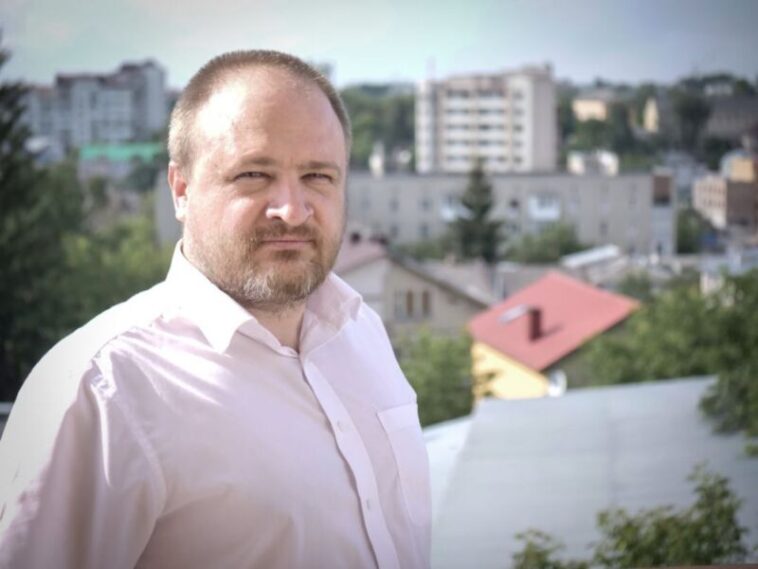 Тернопільська райрада позбавили мандата депутата Володимира Бобка