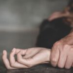 У Тернополі в готелі чоловік побив та зґвалтував жінку
