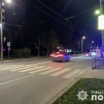 У Тернополі водій збив підлітка на переході: юнак у лікарні