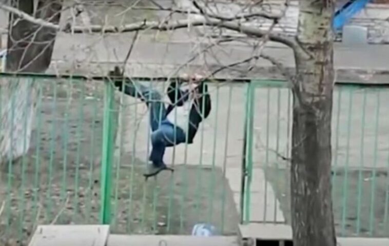 На Тернопільщині чоловік без запрошення прийшов у гості до жінки і отримав штраф