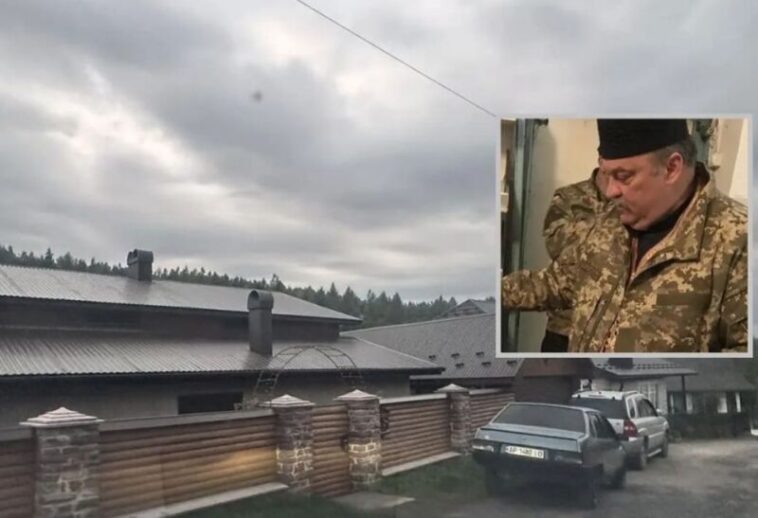 У Бучачі під час обшуку в капелана знайшли зброю: священник прокоментував ситуацію