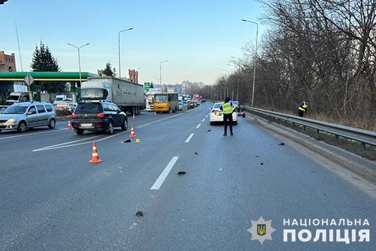 У Тернополі на пішохідному на смерть збили вчительку (ФОТО)