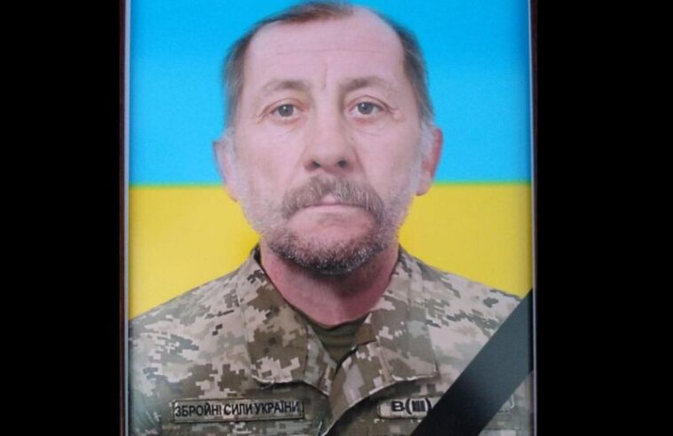 Велика втрата для родини: Тернопільщина прощається із захисником Петром Костенком