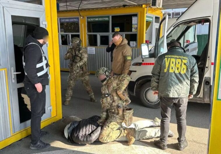 20-річний тернополянин допомагав ухилянтам