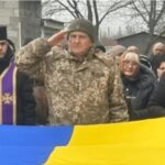 На Тернопільщині попрощалися з мужнім воїном Андрієм Круликом