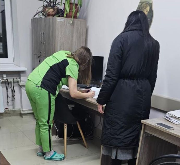 У Тернополі судитимуть стоматологів, при лікуванні зубів у яких померла дитина
