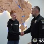 14-річний Назар з Тернополя викрив спробу вербування та отримав за це смартфон