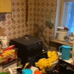 Бруд, побите вікно і накурене повітря: на Тернопільщині судили жінку через нестерпні умови для дітей