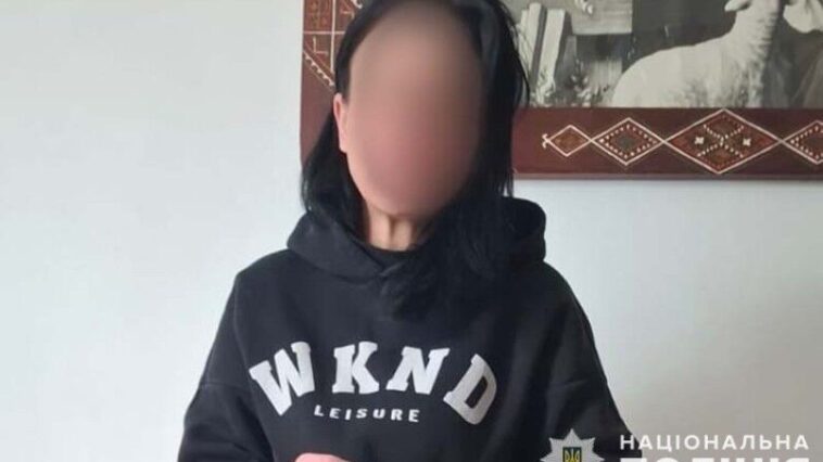 У Тернополі жінка відправляла чоловікові фото порнографічного змісту і вимагала гроші