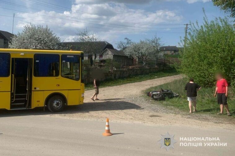 У Тернополі водій автобуса зіткнувся із скутеристом