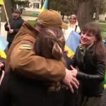 Після трьох років полону на Тернопільщину повернулися двоє Герої
