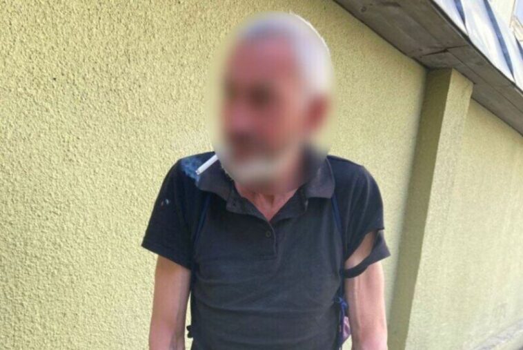 У Тернополі спіймали чоловіка, який крав квіти і лампадки на алеї “Незламні”