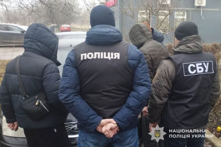 Контрабанда і 400 тисяч прибутку щомісяця: на Тернопільщині судитимуть наркоторговців