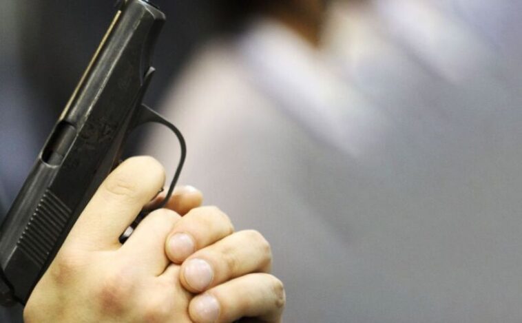 На Бережанщині місцеві жителі повідомляють про стрілянину на вулицях села