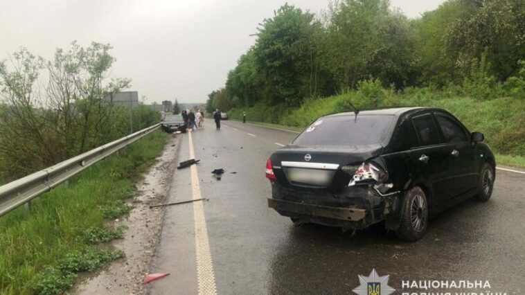 ДТП на Теребовлянщині: зіткнулися три авто, постраждали діти