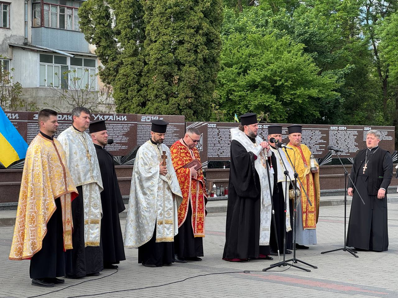 На День Героїв у Тернополі з’явився символ скорботи й шани — Дзвін пам’яті