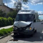 У Бережанах водій на “Мерседесі” врізався в стовп