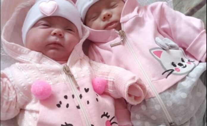 У Тернополі лікарі виходили двійнят, які важили менше кілограма