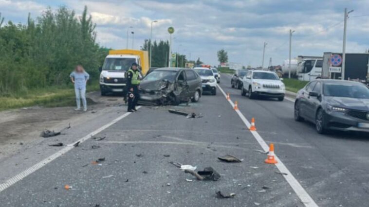 Водій з Тернопільщини потрапив у ДТП на Львівщині: є травмовані