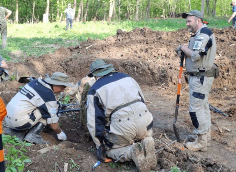 У Польщі підбили підсумки ексгумації, яку проводили в Пужниках на Тернопільщині