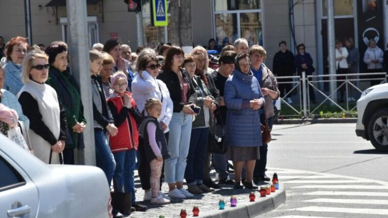 Теребовля зустріла “на щиті” Героя Михайла Смука