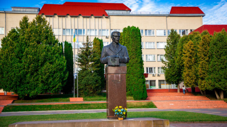 У ТНПУ обиратимуть нового ректора, є 7 кандидатів: список