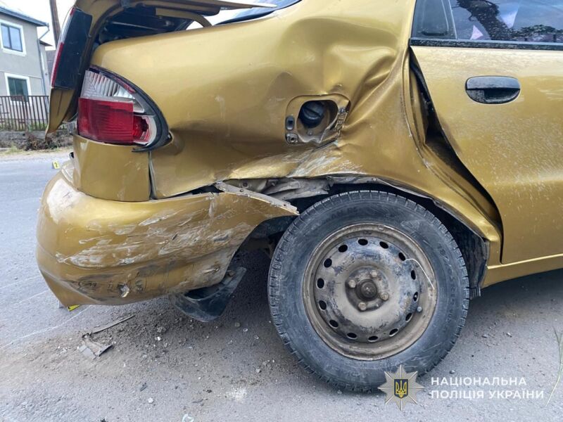 ДТП на Тернопільщині: зіткнулися Daewoo та Volkswagen, є потерпілі