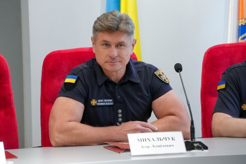 ДСНС Тернопільщини отримала нового очільника — полковника Ігоря Михальчука