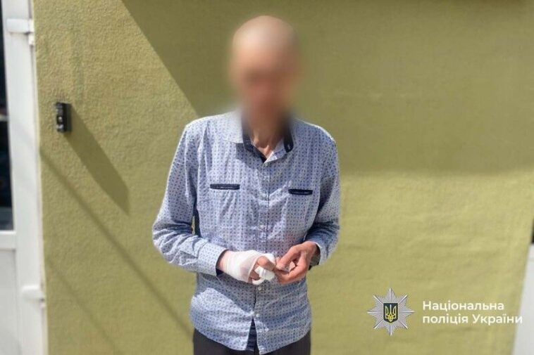 Крадіжка у воєнний час: у Тернополі спіймали чоловіка, який витрачав кошти з чужої картки