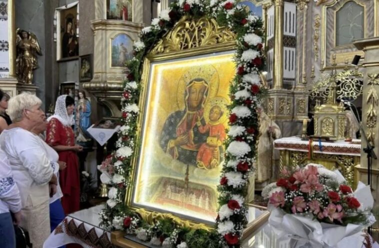 У Буцневі відбудеться відпуст до Чудотворної ікони Божої Матері