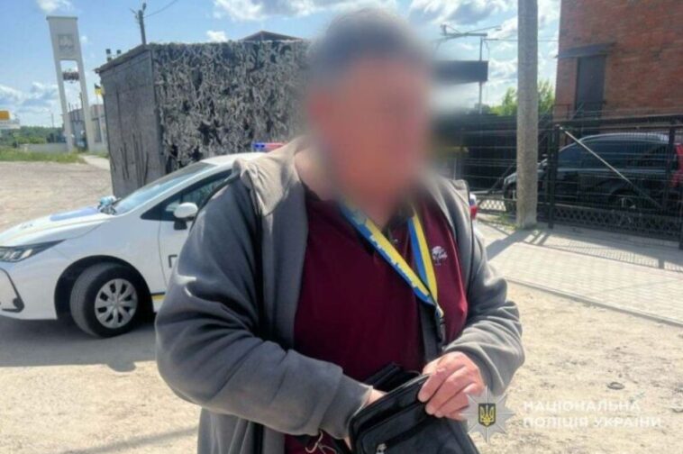 На Тернопільщині на пості чоловік, щоб не їхати у ТЦК, намагався підкупити поліцейських