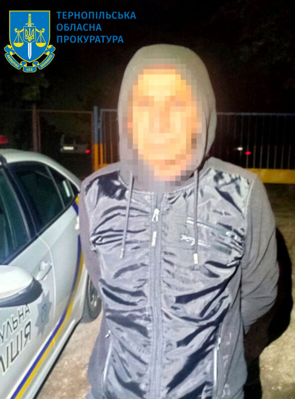 Засудили чоловіків з Тернополя, які за 2500 доларів підпалили військове авто