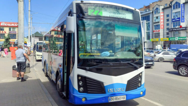 У Тернополі з’явився брендований автобус