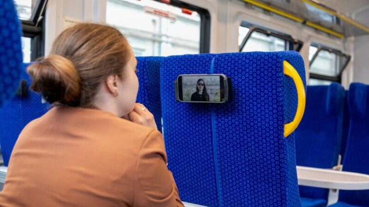 Новий поїзд курсуватиме через Тернопіль: снеки, USB, пандуси та зручні сидінняртний поїзд курсуватиме через Тернопіль: автомати з снеками, USB та пандуси
