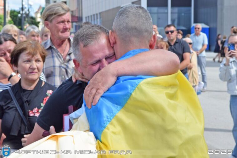 Чортків’янин Руслан Кульбарак повернувся додому після двох років у полоні