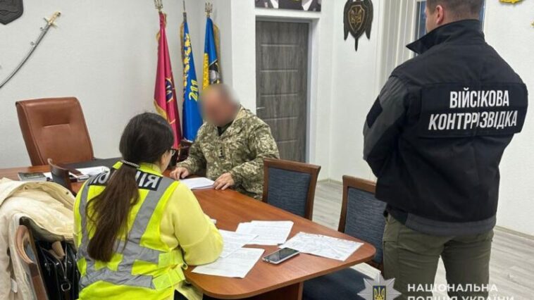 Майже мільйон за “службу” на будові: справу командира та його підлеглих скерували до суду