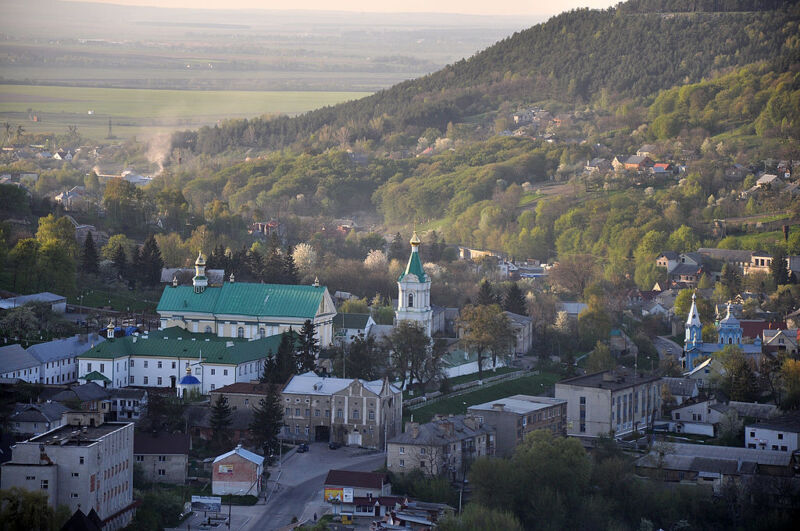 Суд зобов’язав монастир УПЦ (МП) у Кременці повернути архітектурну пам’ятку державі