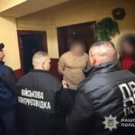Тернополянин за 2500 доларів обіцяв зняти військовозобов’язаного з розшуку ТЦК