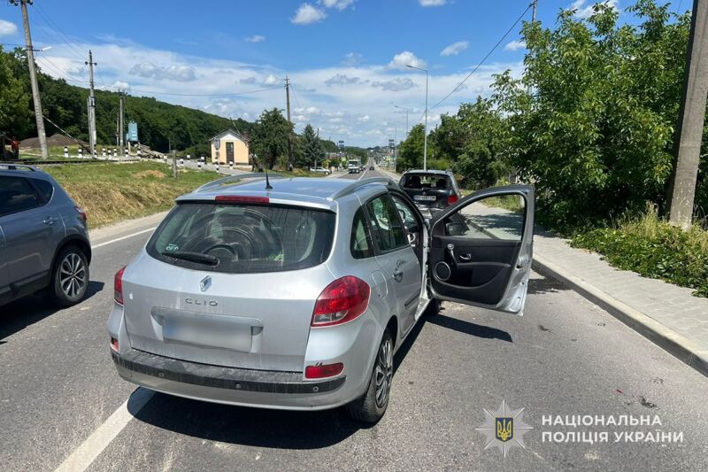 Смерть пасажира через відкриті двері: трагедія на повороті на Чортківщині
