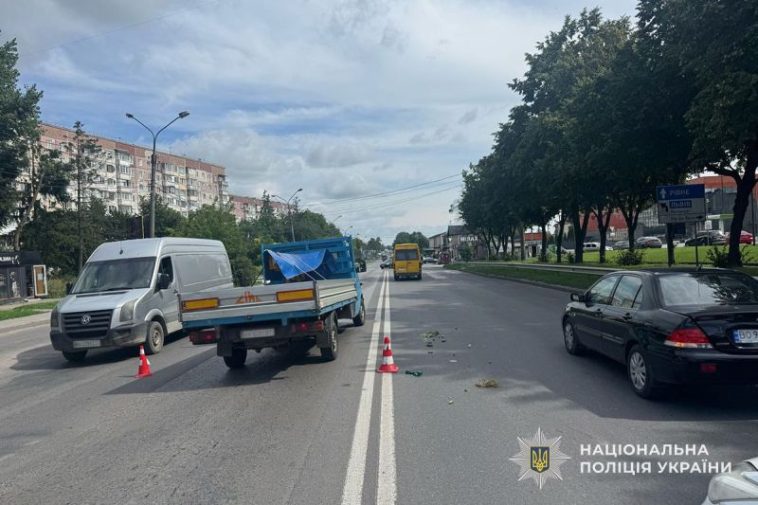 У Тернополі збив чоловіка, який переходив дорогу у забороненому місці