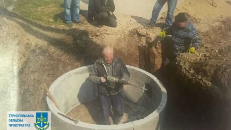 На Тернопільщині сільський голова та підрядник «побудували» водогін, який вже існував