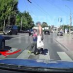 У Тернополі водії не пропускають пішоходів навіть під наглядом патрульних