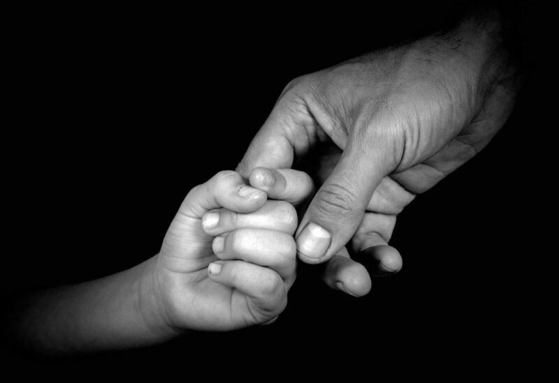 На Тернопільщині матір двох дітей хочуть позбавили батьківських прав: чому?