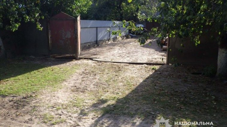 Трагічний випадок на Тернопільщині: чоловік упав із горища