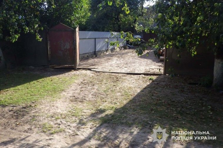Трагічний випадок на Тернопільщині: чоловік упав із горища