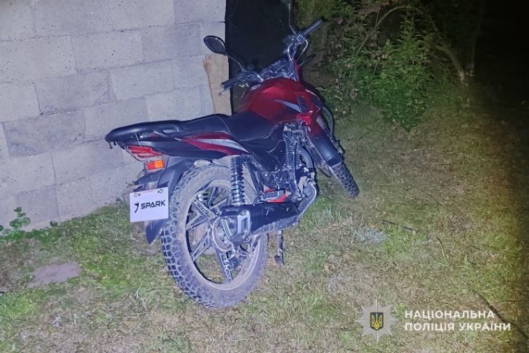 Нічна аварія на Теребовлянщині: 22-річний мотоцикліст зазнав важких травм